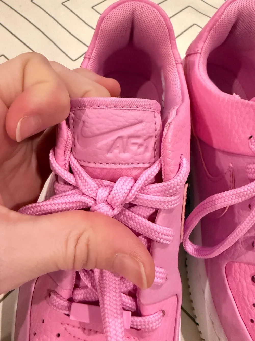 Nike Air Force 1 Sage Low 'Psychic Pink Sneakers